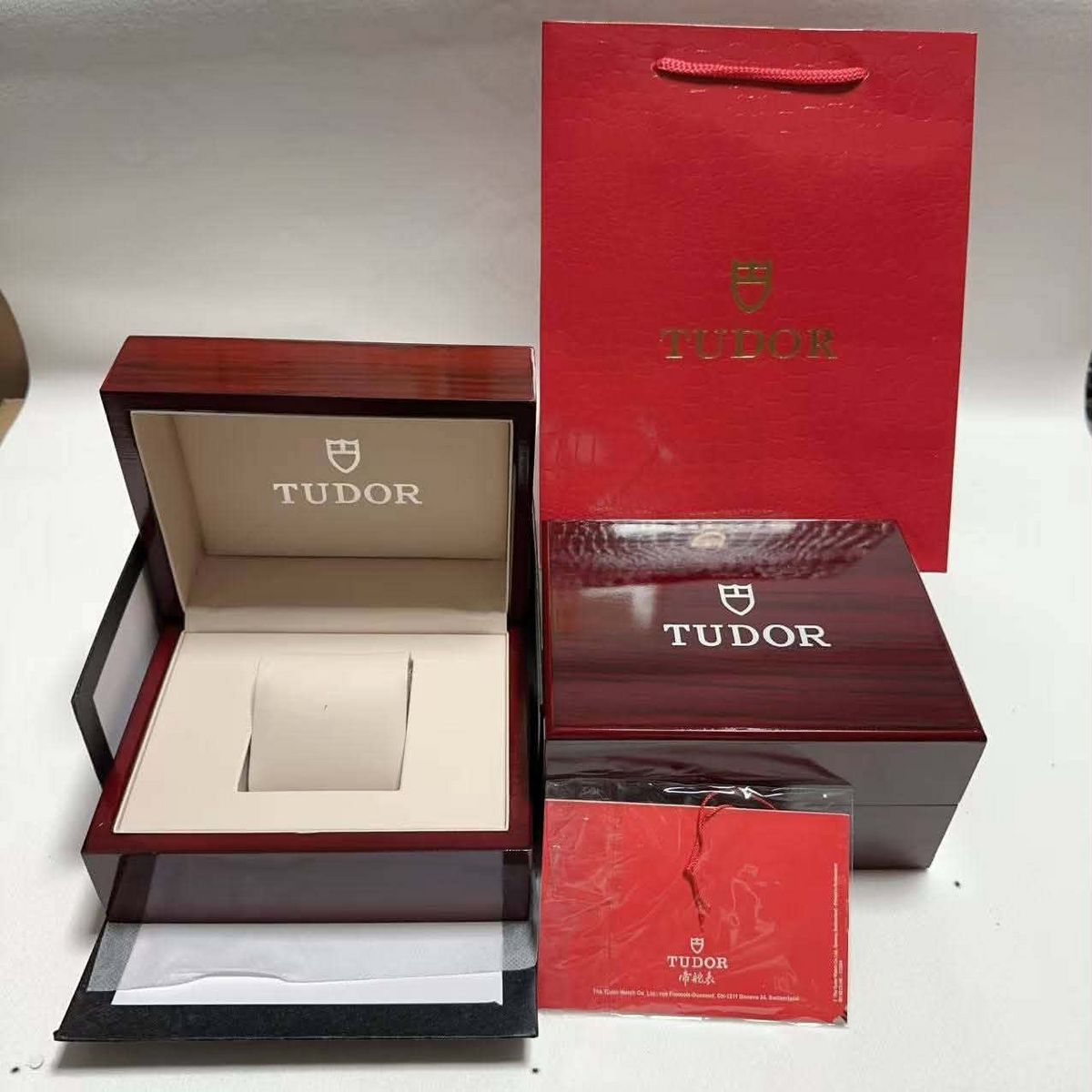 Tudor Ranger Dune White Cream Dial M79950-0007