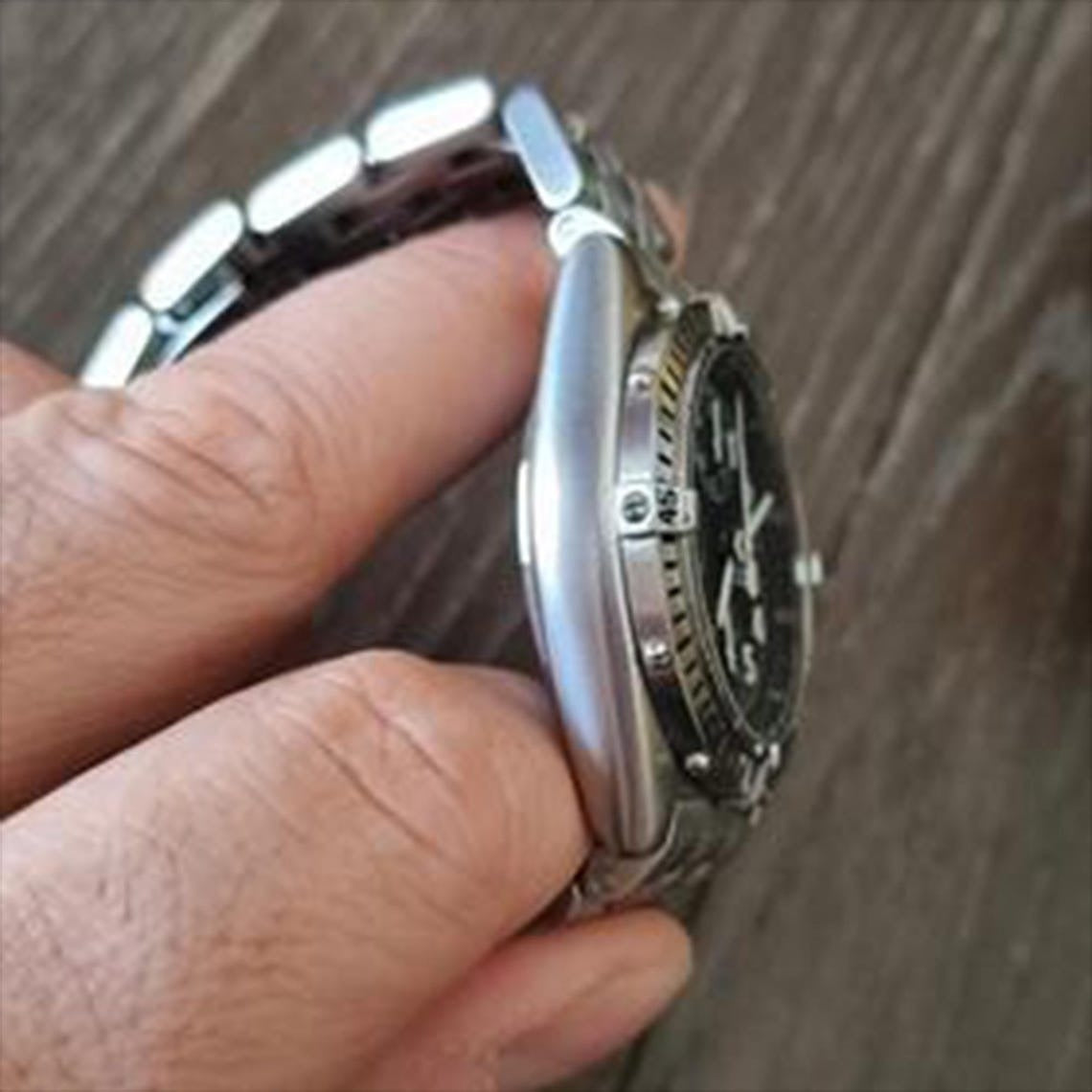 Breitling Blackbird A13350