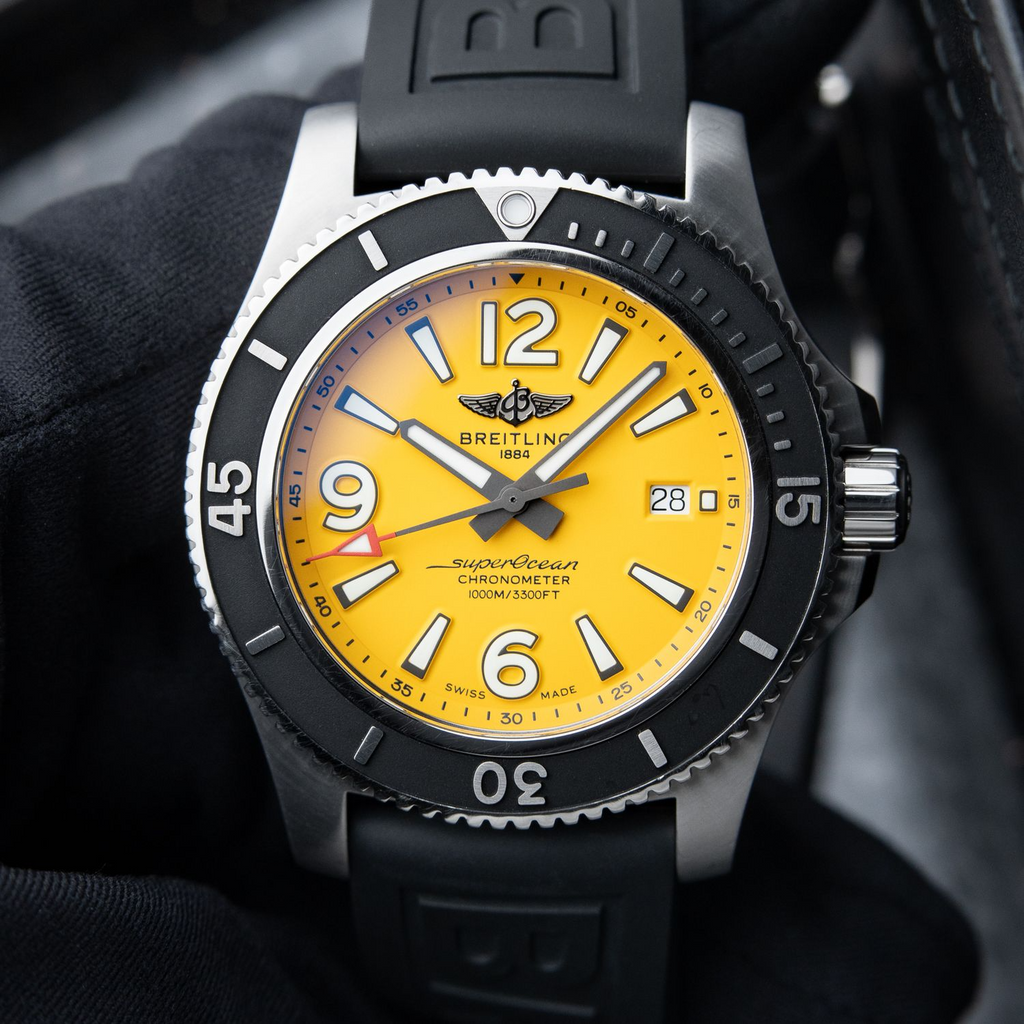 Breitling Superocean Automatic 44 Yellow Dial 1000M Diver Steel Rubber Set 44mm A17367021I1S1