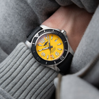 Breitling Superocean Automatic 44 Yellow Dial 1000M Diver Steel Rubber Set 44mm A17367021I1S1