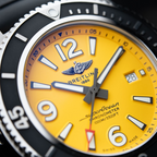 Breitling Superocean Automatic 44 Yellow Dial 1000M Diver Steel Rubber Set 44mm A17367021I1S1