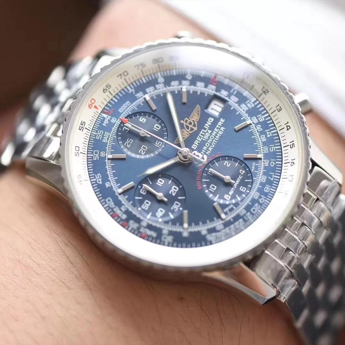 Breitling Navitimer World A2432212 – Gift for Him – Gift for Her – Free shipping!