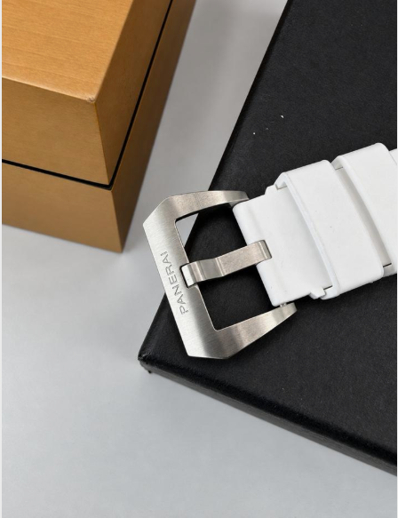 Panerai Luminor Chronograph Automatic White Dial Black rubber strap PAM01218 44