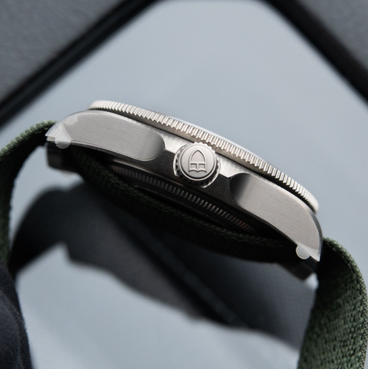 Luxury Tudor Pelagos Black Green 42mm – Gift for Him