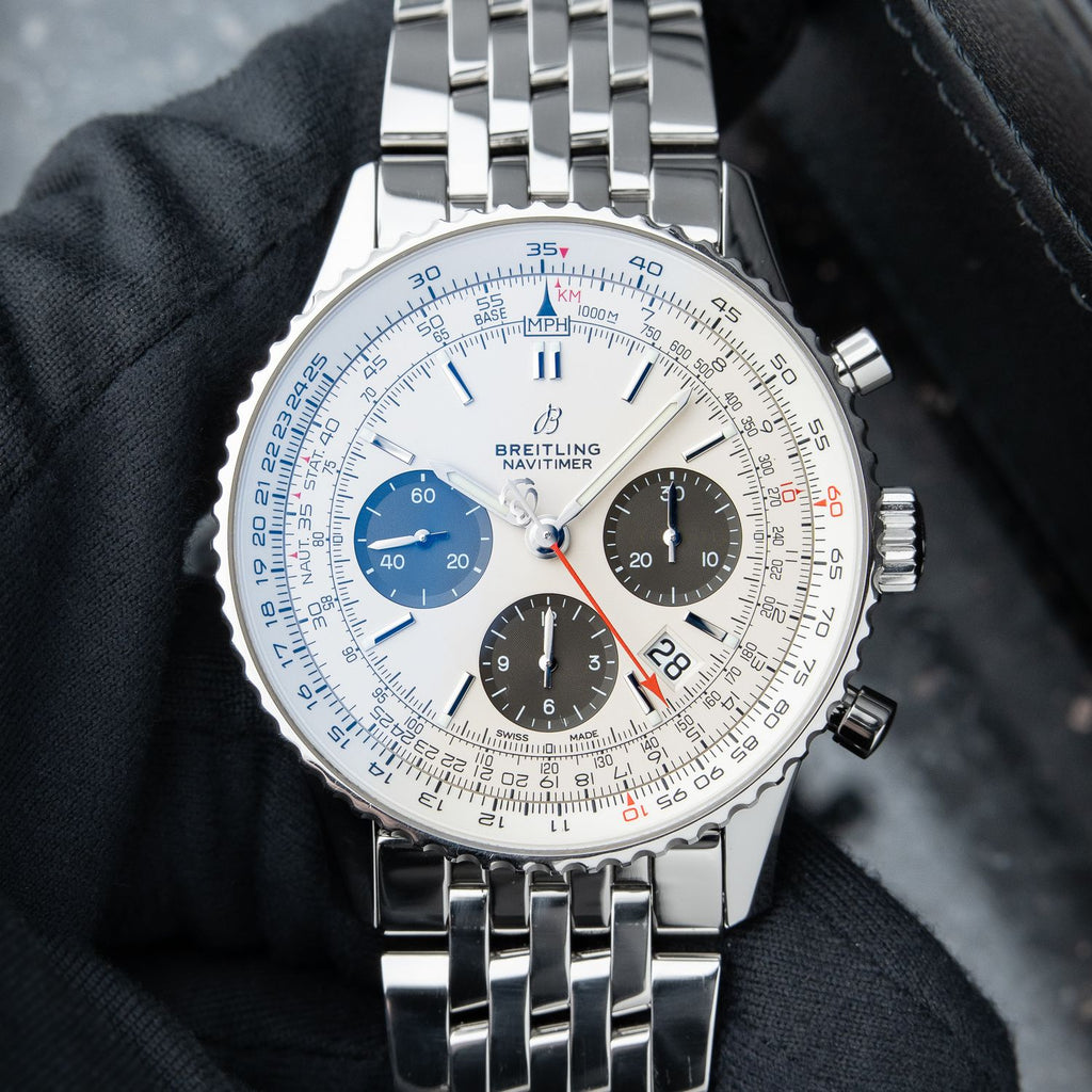 Breitling Navitimer B01 Chronograph 43mm Silver Panda Dial Bracelet AB012121