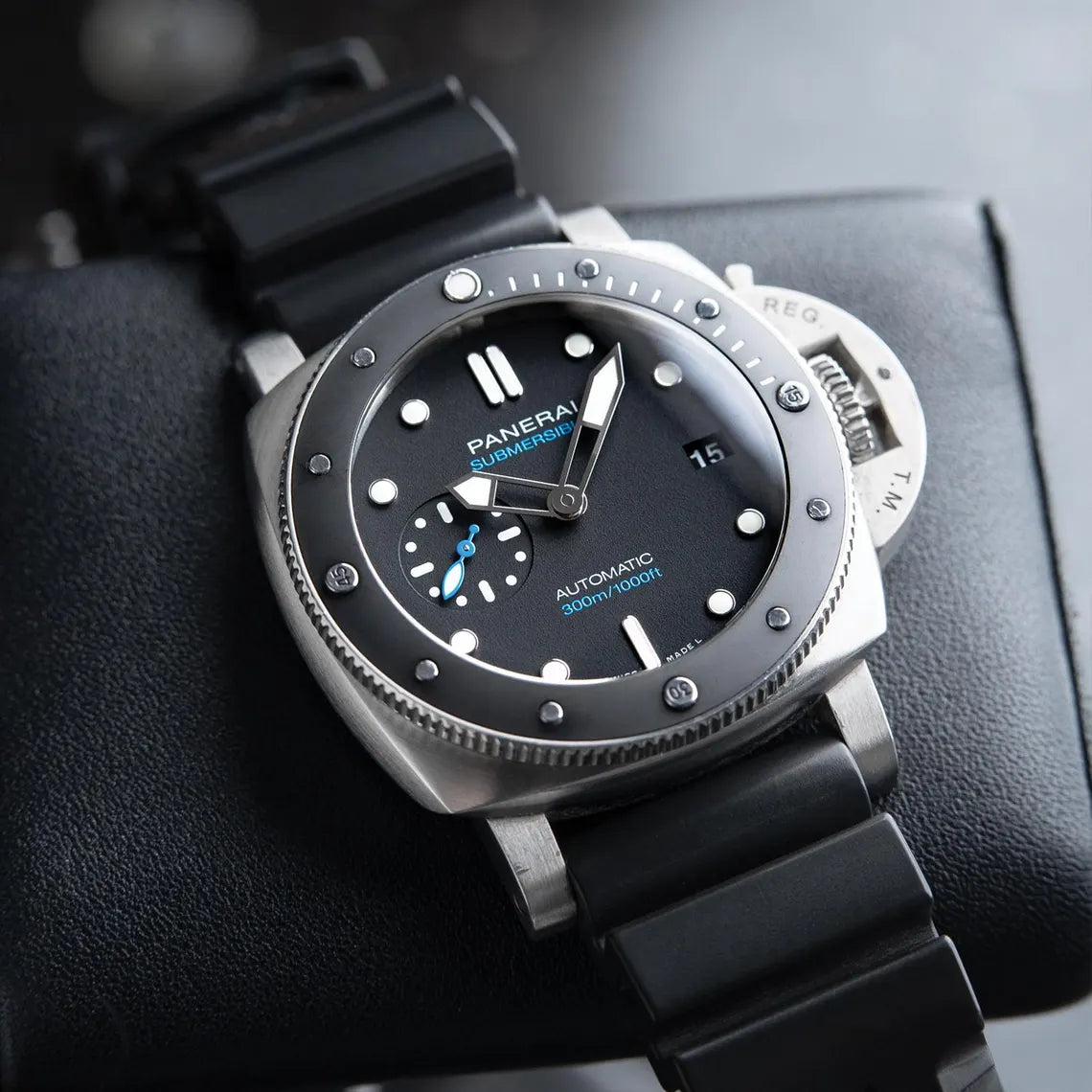Panerai Luminor Submersible Ref. Pam683 – Ships from USA – Free Delivery