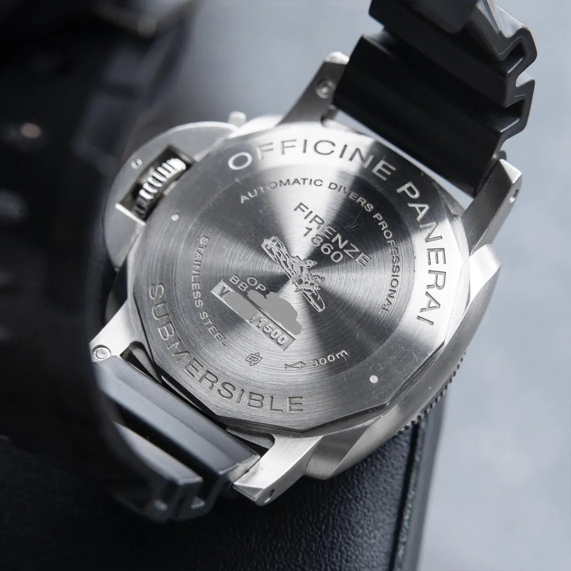 Panerai Luminor Submersible Ref. Pam683 – Ships from USA – Free Delivery