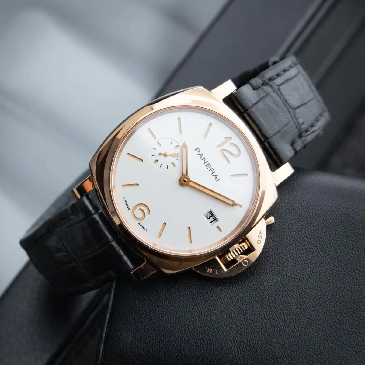 Panerai Luminor Due Goldtech White Sunburst Dial Rose Gold Leather PAM01336