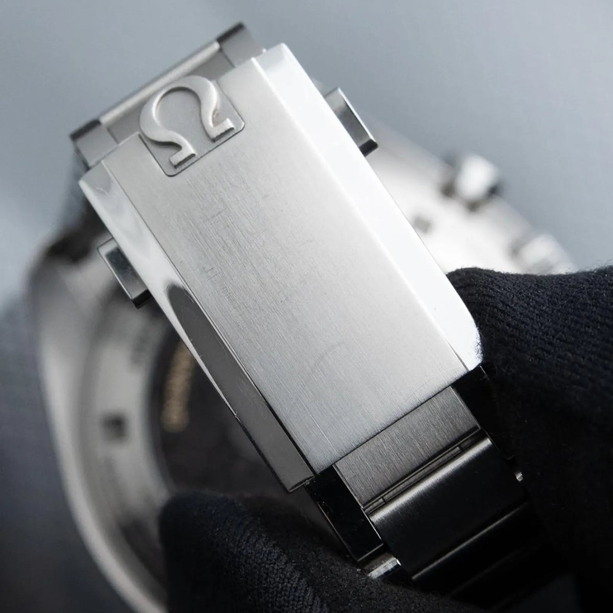 Omega Speedmaster Limited Edition 50th Anniversary Series Apollo 11 42mm