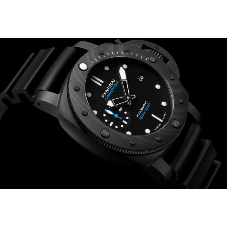 Panerai Submersible Carbotechâ„¢ Ref# PAM01231