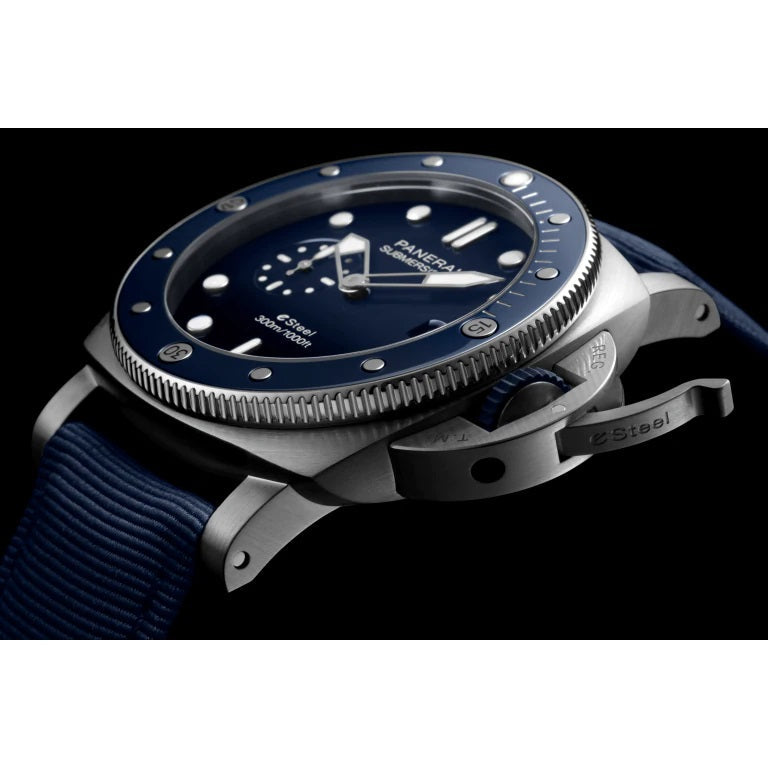 Panerai Submersible QuarantaQuattro ESteelâ„¢ Blu Profondo Ref# PAM01289