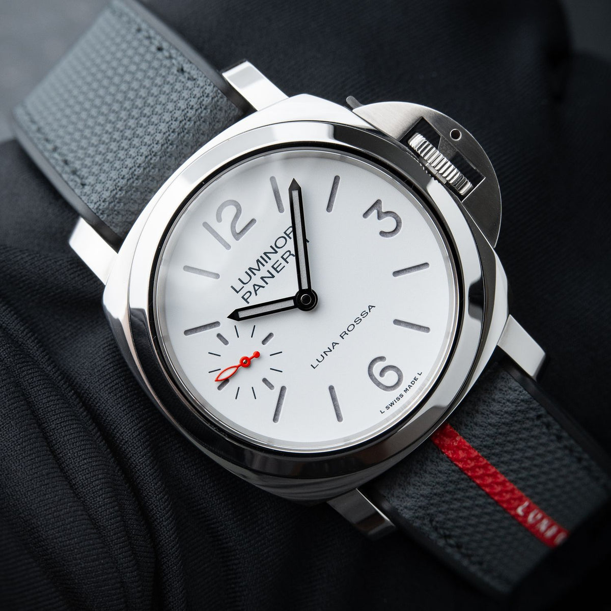 Panerai Luminor Luna Rossa 3 Days White Dial Steel Manual 44mm Set Pam1342