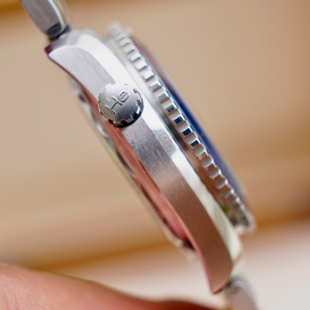 Omega Seamaster Planet Ocean 215.30.40.20.03.001 39.5mm