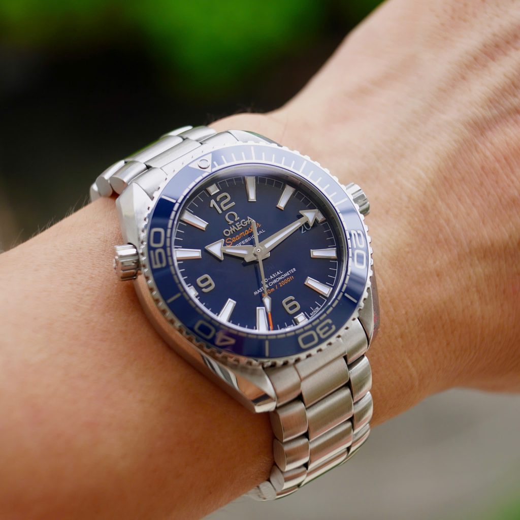 Omega Seamaster Planet Ocean 215.30.40.20.03.001 39.5mm
